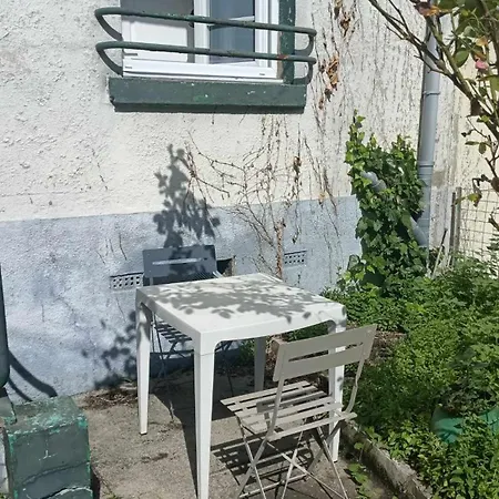 Des Roses - T2, 32m2, Rdc, Vue Sur Jardin, 