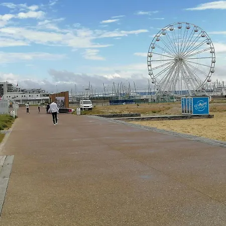 Des Roses - T2, 32m2, Rdc, Vue Sur Jardin, Le Chic Le Havre