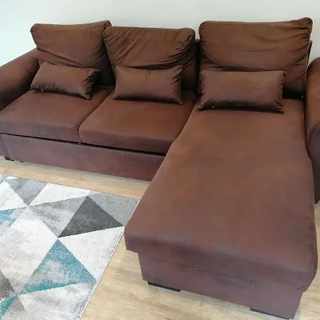 Des Roses - T2, 32m2, Rdc, Vue Sur Jardin, Le Chic *