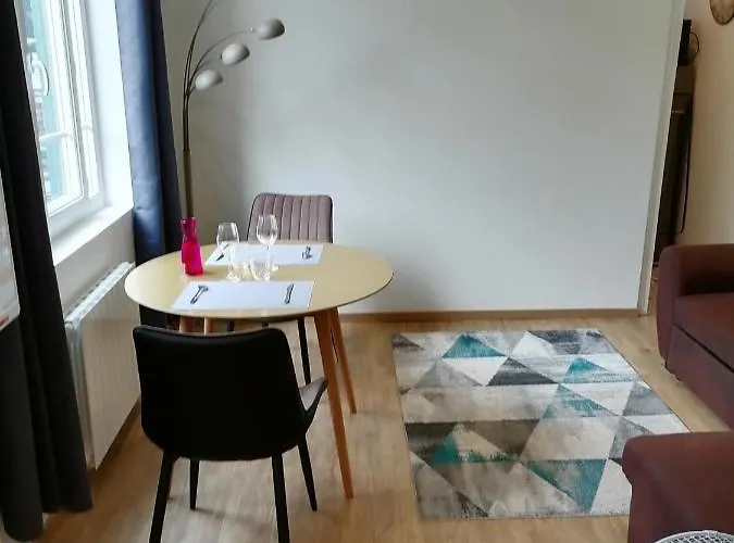 アパート Des Roses - T2, 32m2, Rdc, Vue Sur Jardin, 