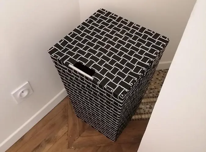 Des Roses - T2, 32m2, Rdc, Vue Sur Jardin, 